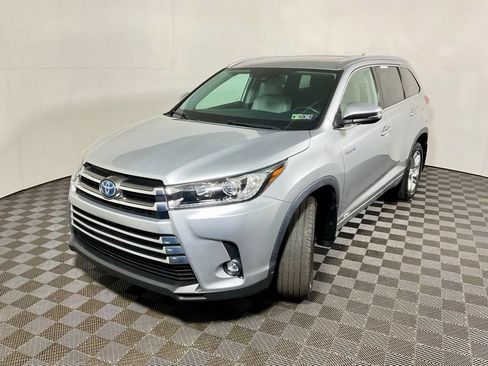 Used 2019 Toyota Highlander Limited AWD/4WD image 12