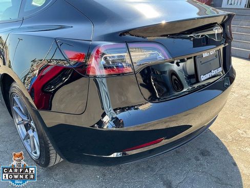 Used 2023 Tesla Model 3 Standard Range image 85