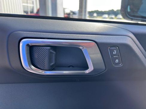 New 2025 Ford Bronco Outer Banks image 18