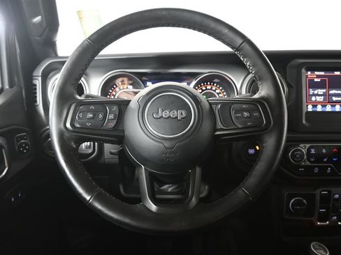 Used 2023 Jeep Gladiator Sport AWD/4WD image 33