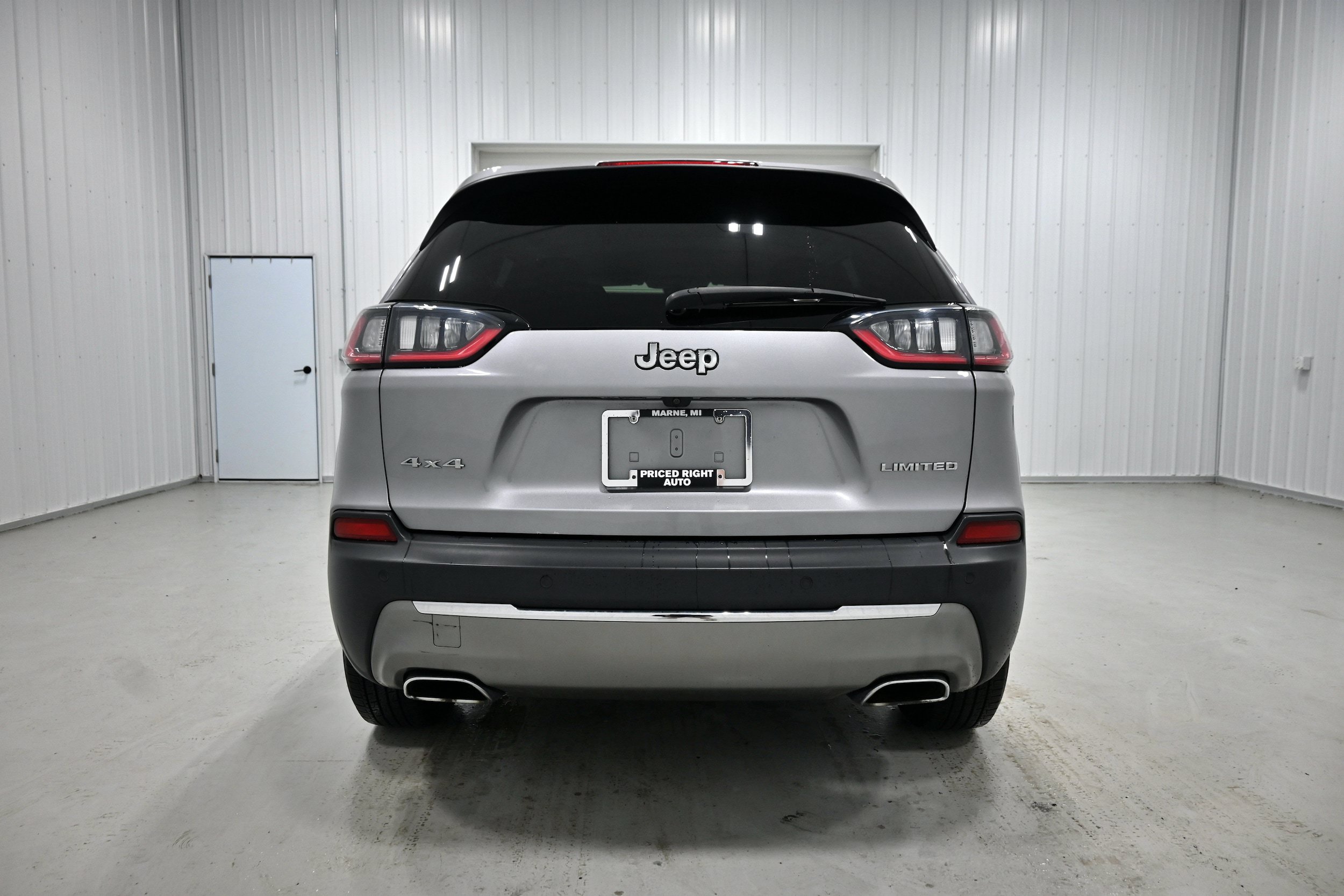 Used 2019 Jeep Cherokee Limited AWD/4WD image 33