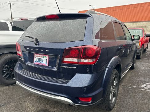 Used 2017 Dodge Journey Crossroad image 2