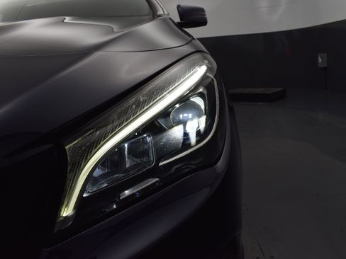 Used 2019 Mercedes-Benz CLA 250 4MATIC image 6