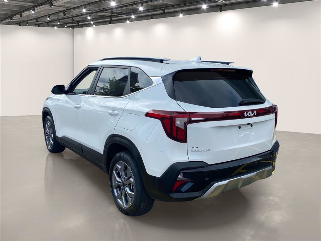 Certified 2024 Kia Seltos S AWD/4WD image 6