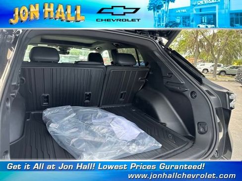 New 2025 Chevrolet Equinox EV RS image 11