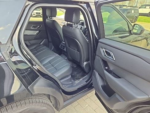 Used 2023 Land Rover Range Rover Velar R-Dynamic S image 19