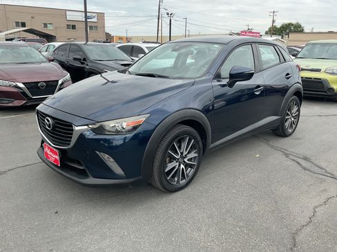 Used 2018 MAZDA CX-3 Touring AWD/4WD image 2
