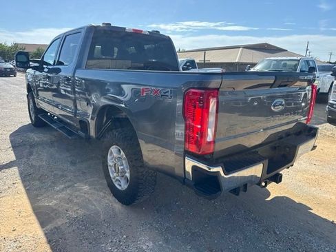 Used 2025 Ford F250 XLT w/ FX4 Off-Road Package AWD/4WD image 3