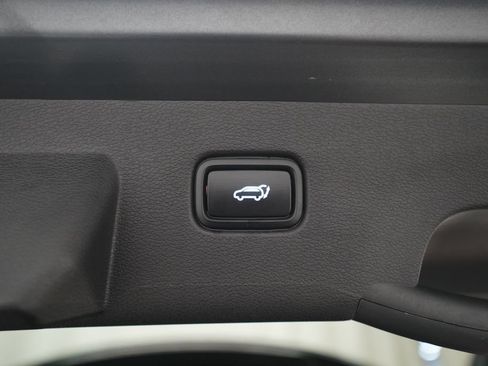 Used 2025 Kia Sportage X-Pro AWD/4WD image 15