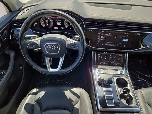 Used 2024 Audi Q7 3.0T Premium Plus AWD/4WD image 19