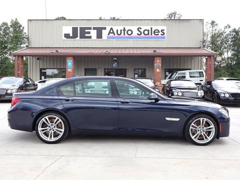 Used 2015 BMW 750Li RWD image 8