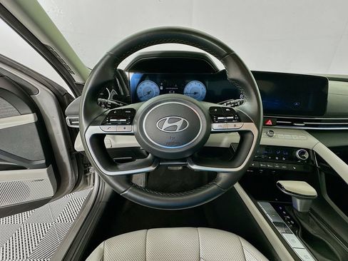 Certified 2024 Hyundai Elantra Limited image 11