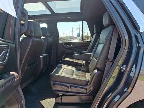 Used 2022 Chevrolet Tahoe LT w/ LT Signature Plus Package AWD/4WD image 13