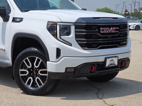 Used 2023 GMC Sierra 1500 AT4 w/ AT4 Premium Package image 3