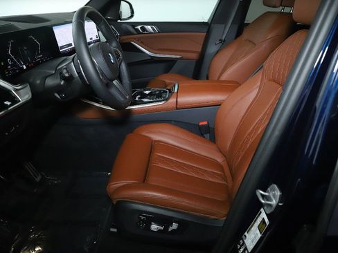 Used 2026 BMW X5 xDrive40i w/ M Sport Package AWD/4WD image 22