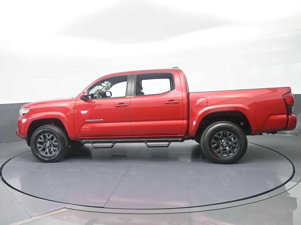 Used 2023 Toyota Tacoma SR5 w/ Technology Package RWD image 3