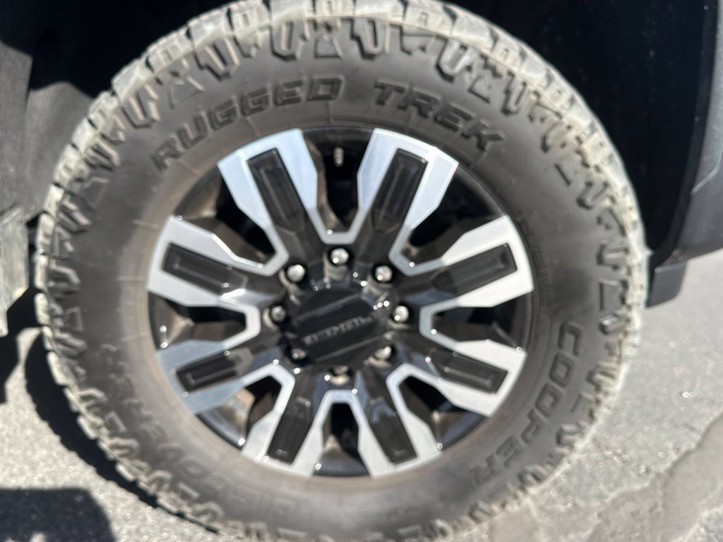 Used 2025 GMC Sierra 2500 Denali Ultimate AWD/4WD image 27