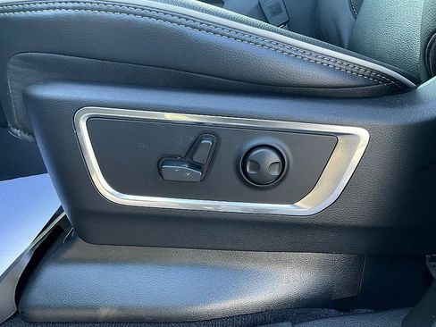 New 2026 RAM 1500 Laramie w/ Night Edition image 16