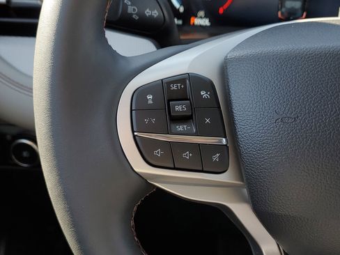 New 2026 Ford Explorer Active w/ Active Comfort Package image 17