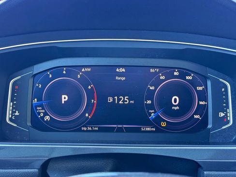 Used 2021 Volkswagen Tiguan SEL image 23