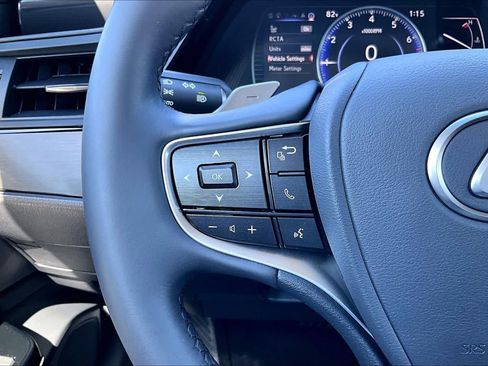 Certified 2024 Lexus ES 350 w/ Accessory Package (Z1) FWD image 22
