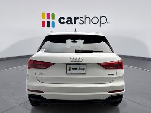 Used 2021 Audi Q3 2.0T Premium w/ Convenience Package AWD/4WD image 4