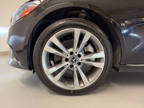 Used 2021 Mercedes-Benz C 300 4MATIC Sedan image 10