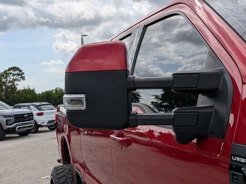 Used 2023 Ford F250 Lariat w/ Lariat Ultimate Package AWD/4WD image 12