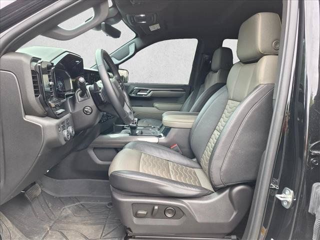 Used 2024 Chevrolet Silverado 1500 ZR2 w/ Technology Package AWD/4WD image 12