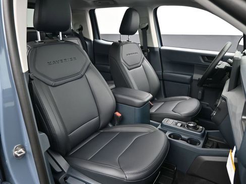 New 2026 Ford Maverick Lariat w/ Black Appearance Package AWD/4WD image 35