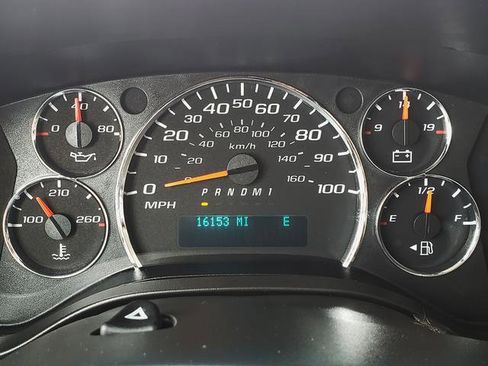 Used 2016 Chevrolet Express 3500 LT w/ LT Preferred Equipment Group image 24