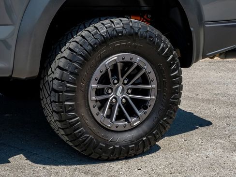 Used 2020 Ford F150 Raptor w/ Equipment Group 802A Luxury image 66