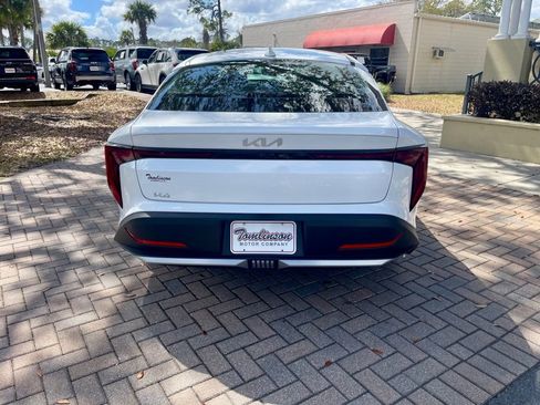 Used 2025 Kia K4 LXS image 4