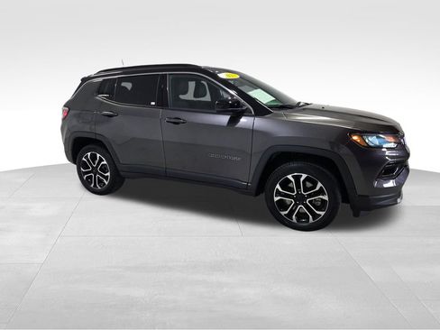 Certified 2023 Jeep Compass Limited AWD/4WD image 26