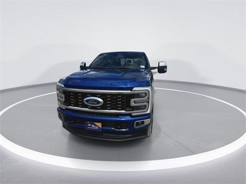 Certified 2026 Ford F250 Platinum w/ Platinum Plus Package image 4