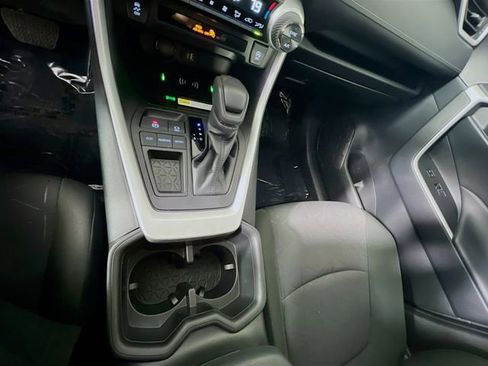 Used 2024 Toyota RAV4 XLE image 24