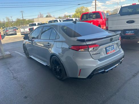 Used 2021 Toyota Corolla SE w/ Carpet Mat Package (TMS) image 9