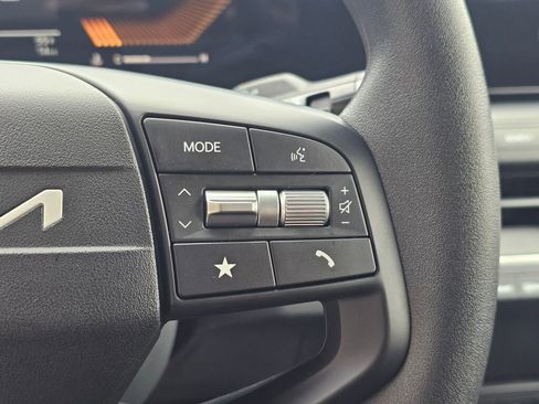 New 2026 Kia K4 LXS image 33