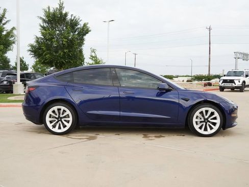 Used 2023 Tesla Model 3 Standard Range RWD image 10