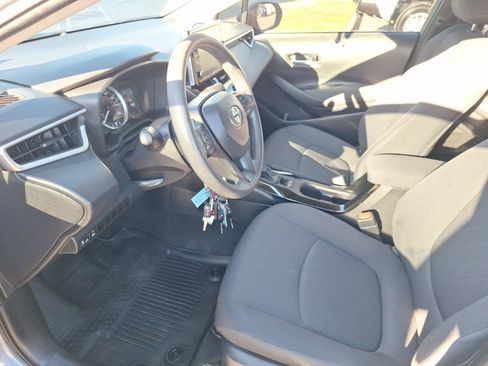 Used 2021 Toyota Corolla LE image 14