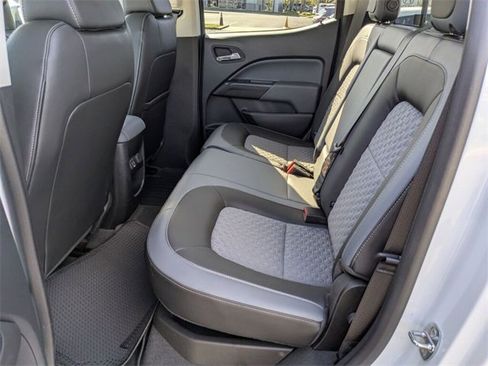 Used 2022 Chevrolet Colorado Z71 image 30