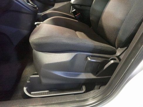 Used 2018 Ford Transit Connect XL image 9