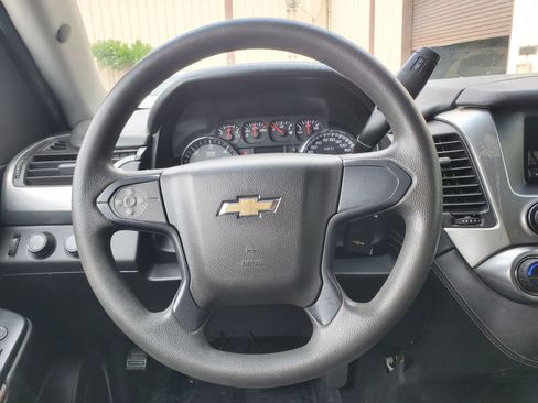 Used 2015 Chevrolet Tahoe 4WD w/ Remote Keyless Entry Package image 28
