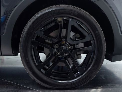Used 2025 Kia Telluride SX X-Line AWD/4WD image 28