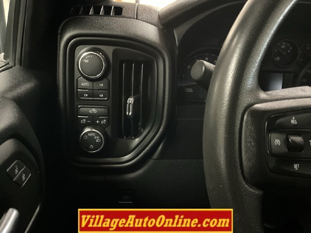 Used 2019 Chevrolet Silverado 1500 Custom Trail Boss w/ Custom Convenience Package AWD/4WD image 22
