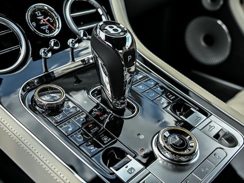 New 2026 Bentley Continental GT Azure AWD/4WD image 48