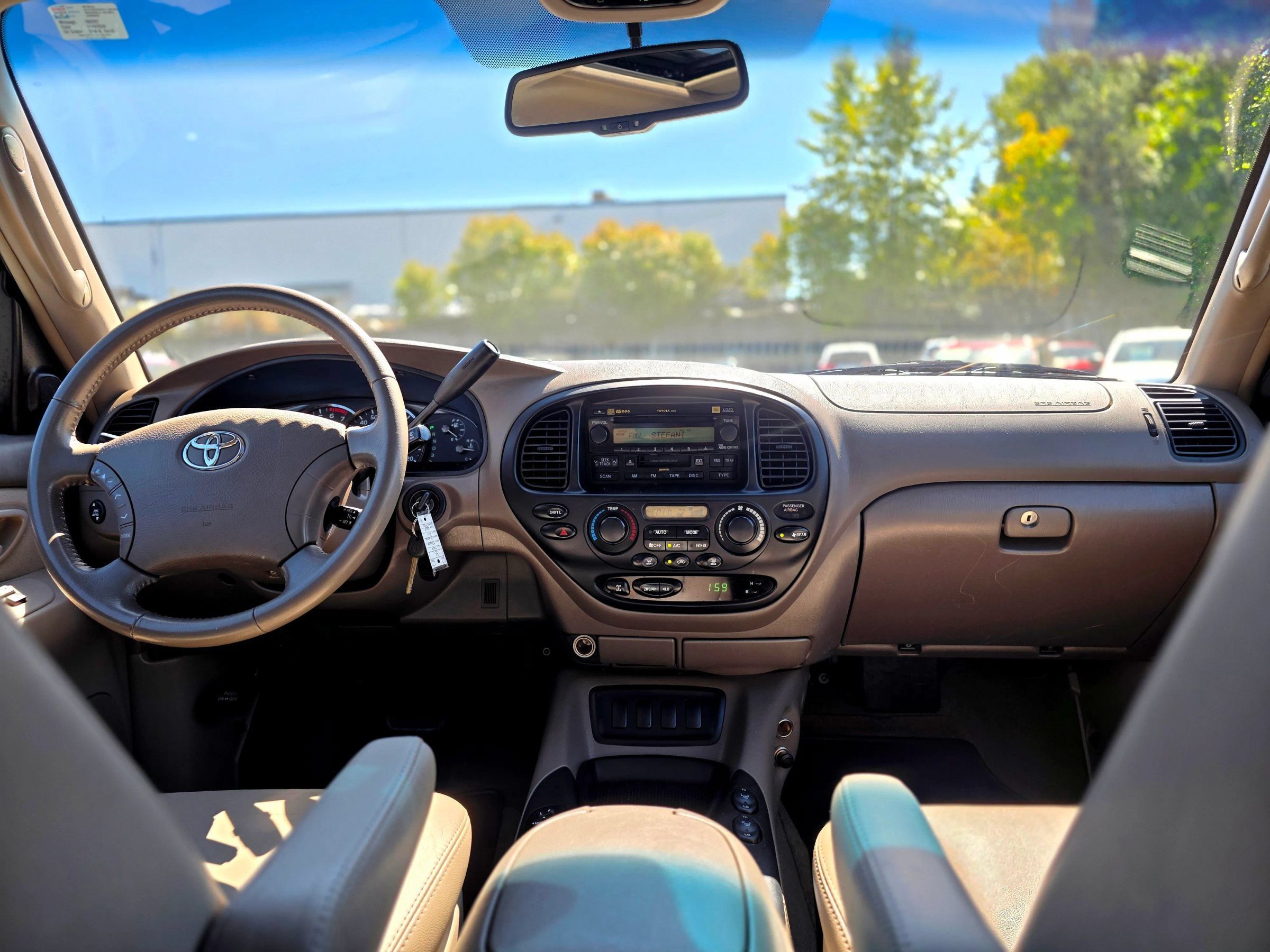 Used 2007 Toyota Sequoia SR5 AWD/4WD image 9