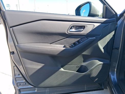 New 2026 Nissan Rogue SV image 20