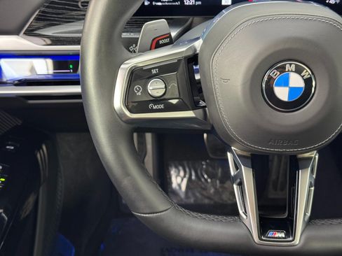 Used 2024 BMW 740i w/ Premium Package 2 RWD image 23