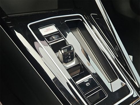 New 2025 Volkswagen GTI SE image 20